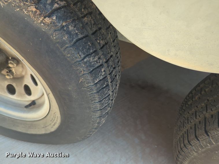 image for item NW9726 2004 Bluewave Classic 190 boat