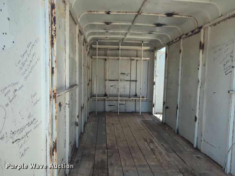 image for item NW9728 1995 WW enclosed cargo trailer