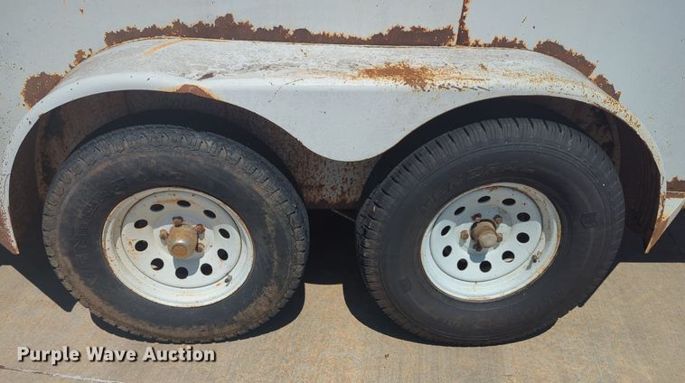 image for item NW9728 1995 WW enclosed cargo trailer