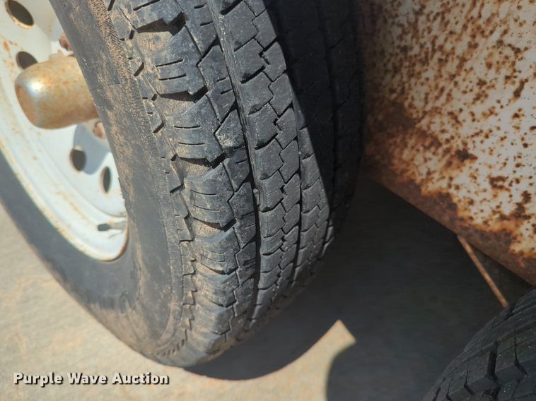 image for item NW9728 1995 WW enclosed cargo trailer