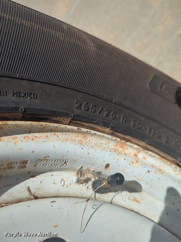 image for item NW9728 1995 WW enclosed cargo trailer