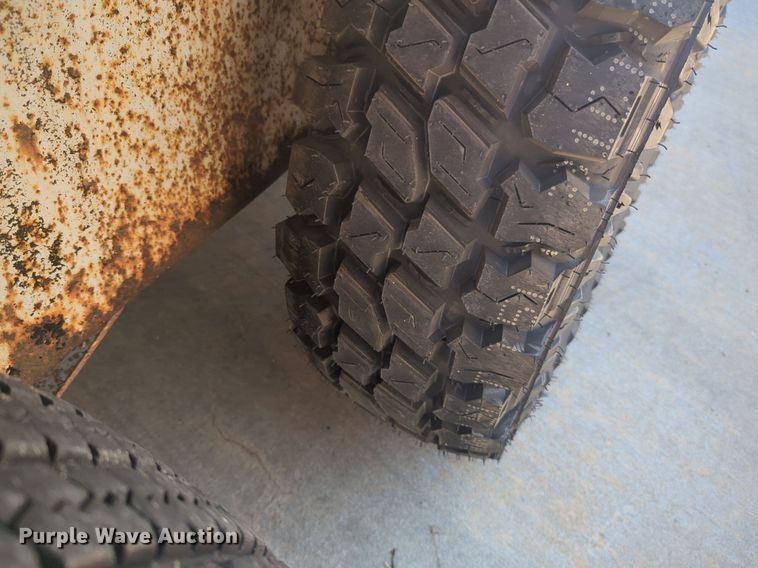 image for item NW9728 1995 WW enclosed cargo trailer