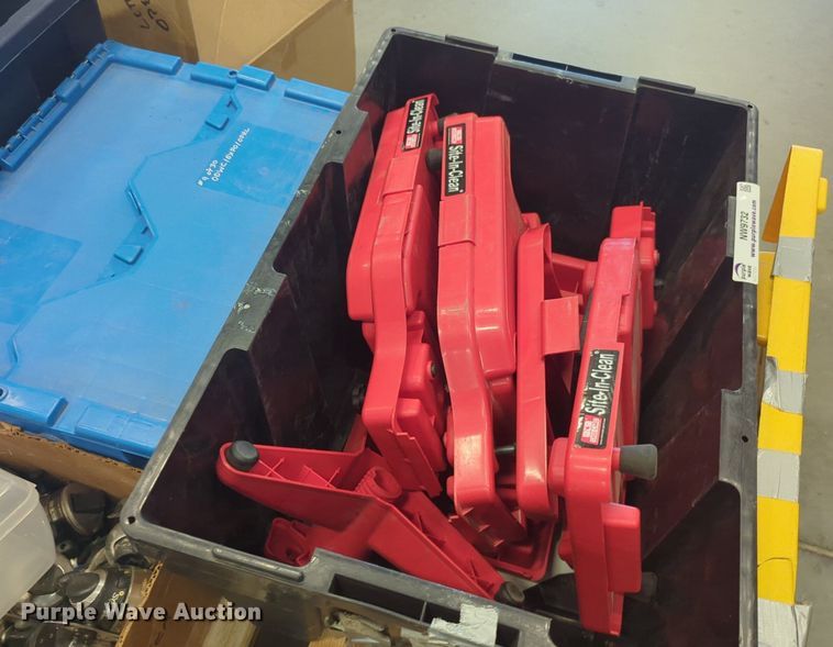 image for item NW9732 Sporting goods