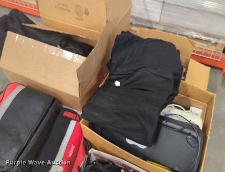 image for item NW9733 Safety and roadside gear