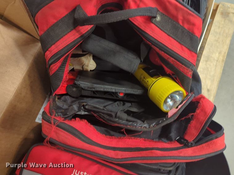 image for item NW9733 Safety and roadside gear