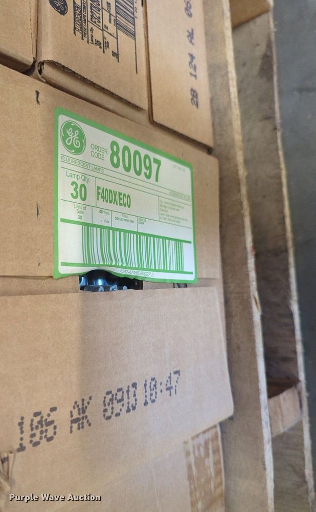 image for item NW9735 Fluorescent light bulbs 