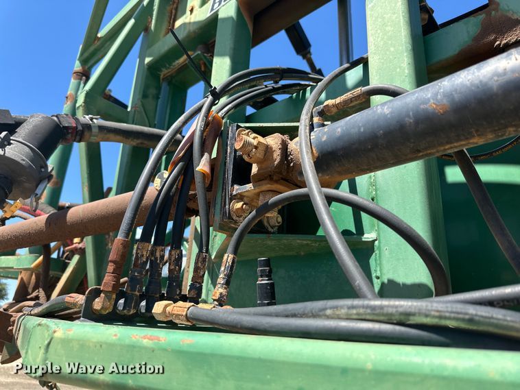 image for item DG4472 2006 International 7600 applicator truck