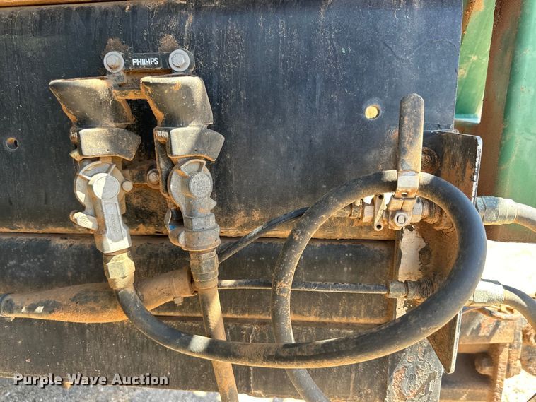 image for item DG4472 2006 International 7600 applicator truck