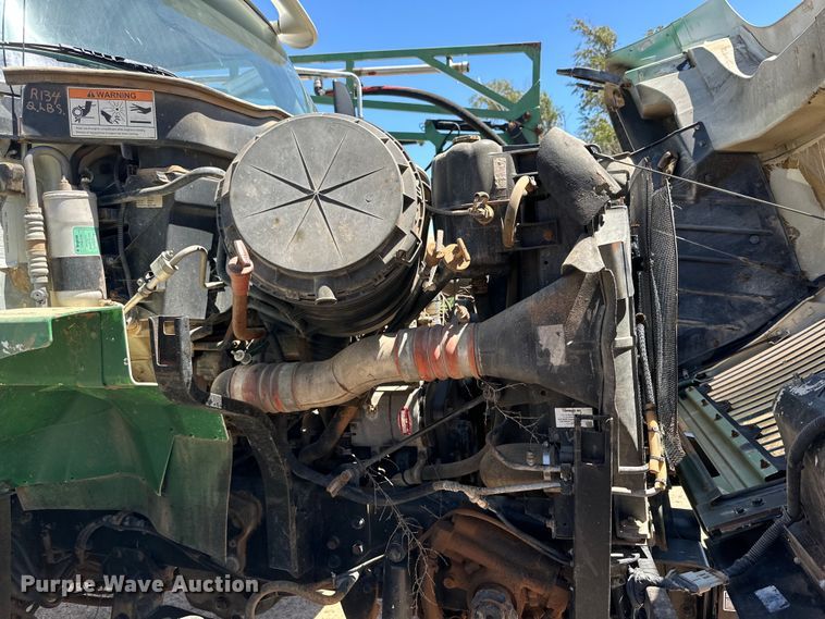 image for item DG4472 2006 International 7600 applicator truck