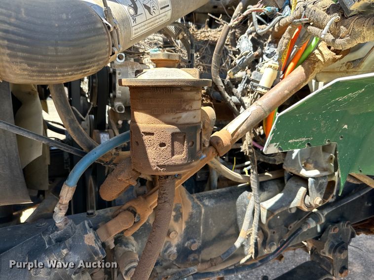 image for item DG4472 2006 International 7600 applicator truck