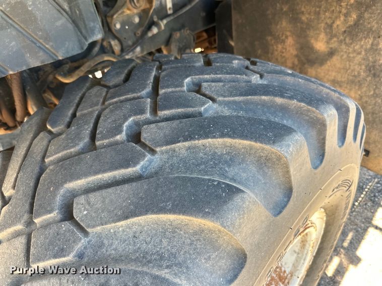 image for item DG4472 2006 International 7600 applicator truck