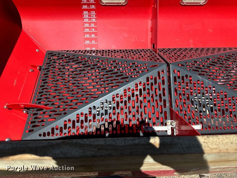 image for item DG4473 2015 Vicon RO-M spreader