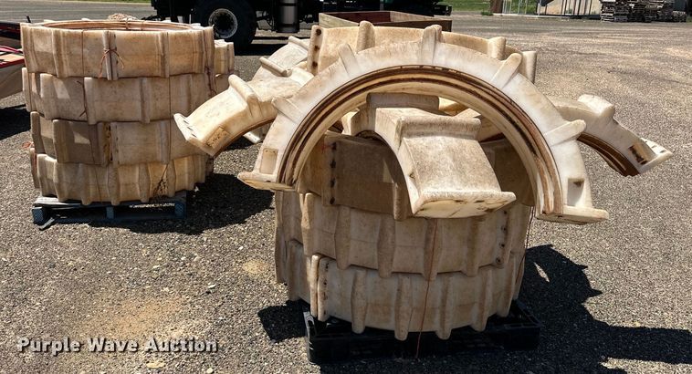 image for item DG4475 (19) sprinkler tires