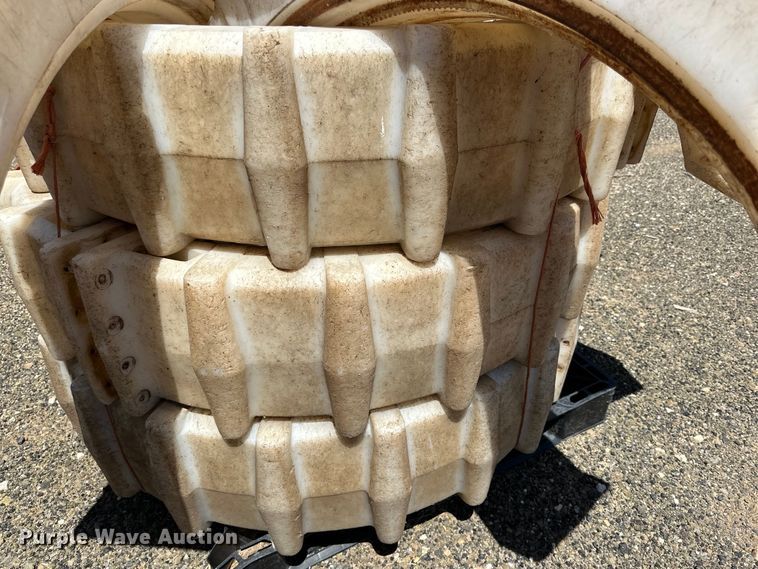 image for item DG4475 (19) sprinkler tires