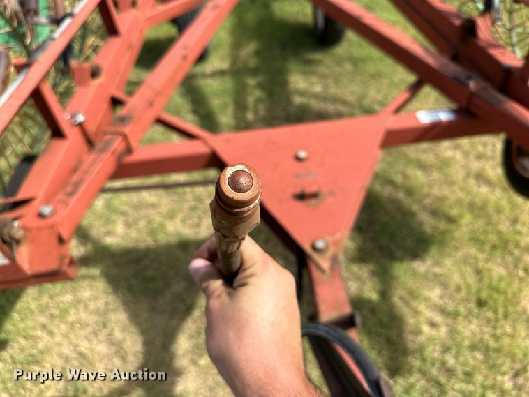 image for item DK6731 Hesston 3981 hay rake