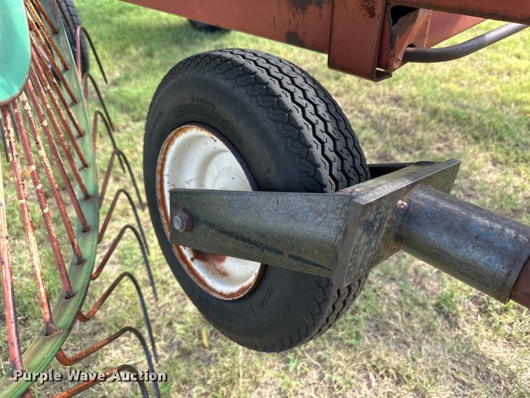 image for item DK6731 Hesston 3981 hay rake