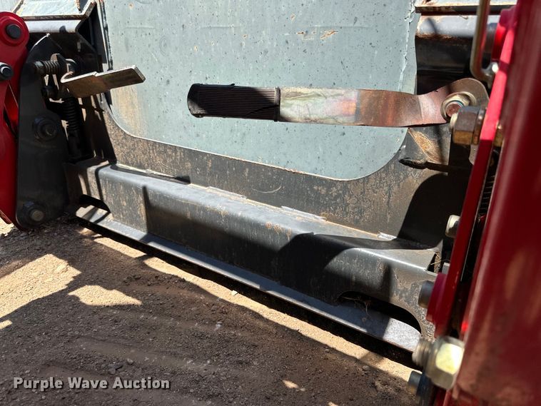 image for item DK6736 Branson  5220R MFWD tractor