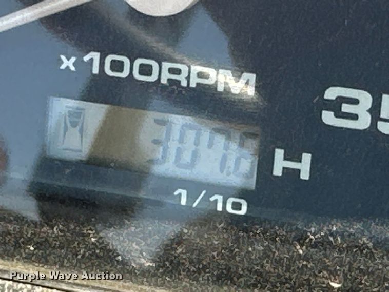 image for item DK6736 Branson  5220R MFWD tractor