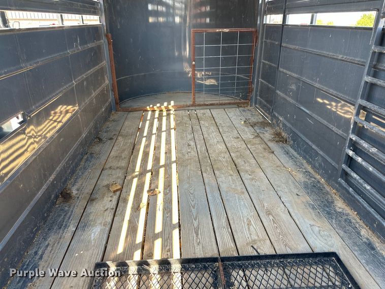 image for item DK6739 2020 CM CMS6630 livestock trailer
