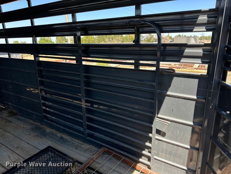 image for item DK6739 2020 CM CMS6630 livestock trailer