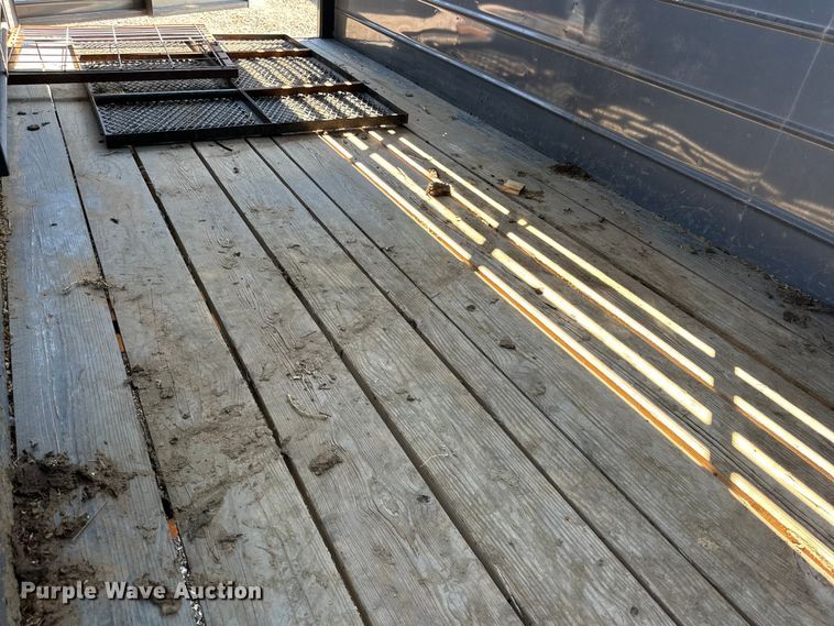 image for item DK6739 2020 CM CMS6630 livestock trailer