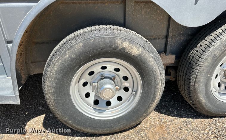 image for item DK6739 2020 CM CMS6630 livestock trailer