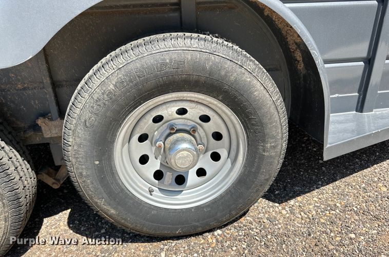 image for item DK6739 2020 CM CMS6630 livestock trailer