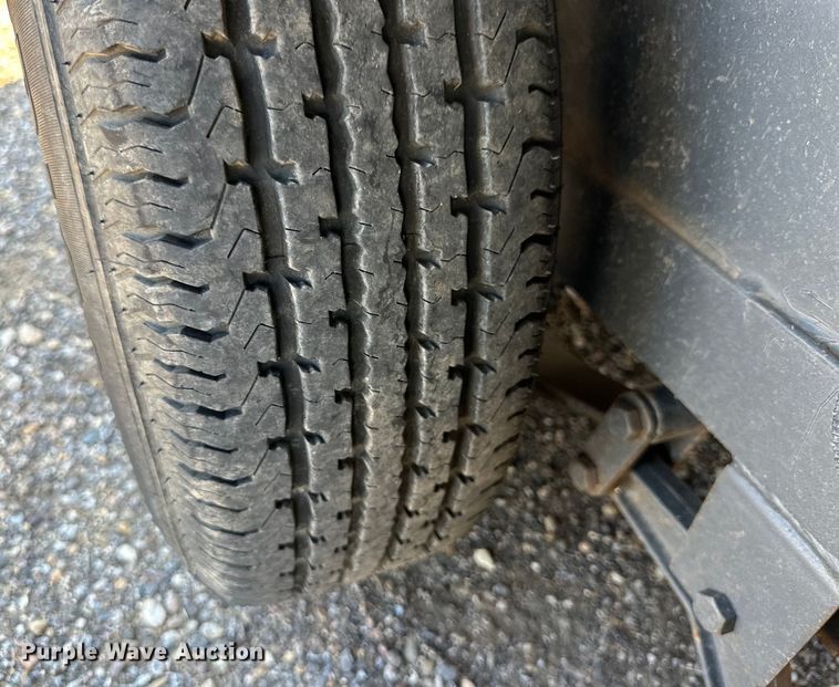 image for item DK6739 2020 CM CMS6630 livestock trailer