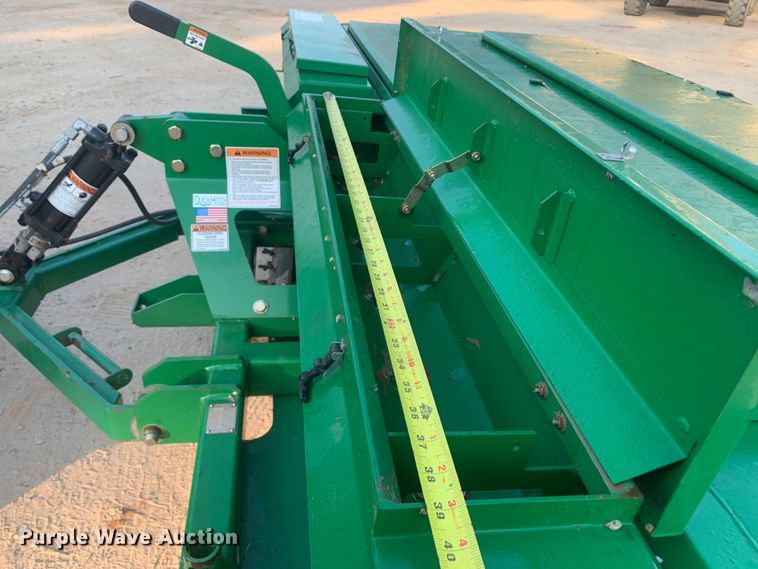 image for item DM1753 2017 Great Plains NTS2509 no-till seeder