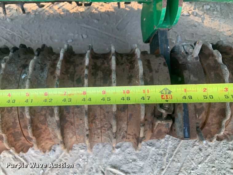 image for item DM1753 2017 Great Plains NTS2509 no-till seeder