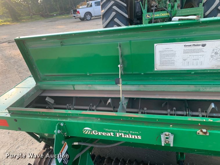 image for item DM1753 2017 Great Plains NTS2509 no-till seeder