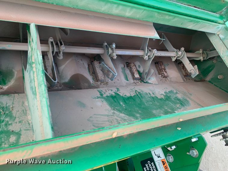 image for item DM1753 2017 Great Plains NTS2509 no-till seeder