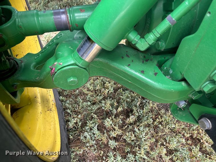 image for item DQ6953 2015 John Deere 8320R MFWD tractor