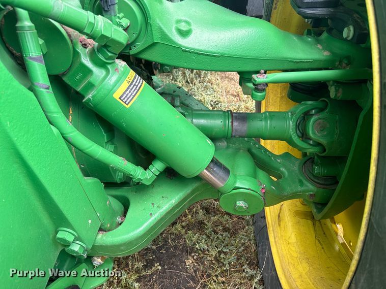 image for item DQ6953 2015 John Deere 8320R MFWD tractor