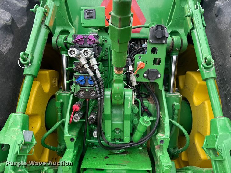 image for item DQ6953 2015 John Deere 8320R MFWD tractor
