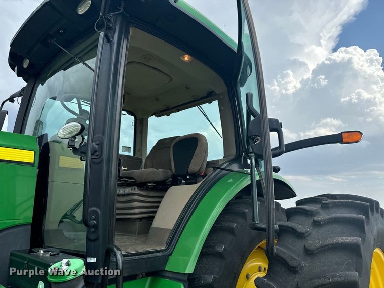 image for item DQ6953 2015 John Deere 8320R MFWD tractor