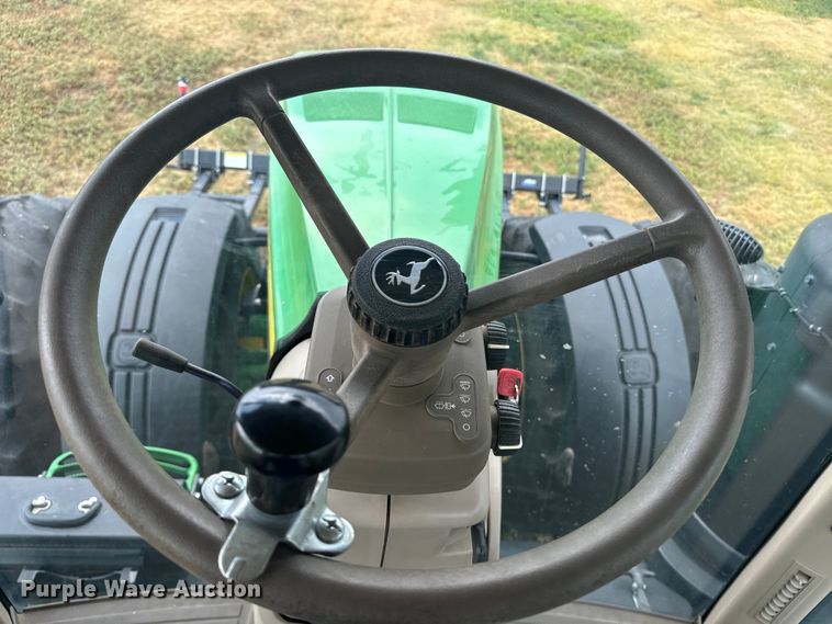 image for item DQ6953 2015 John Deere 8320R MFWD tractor