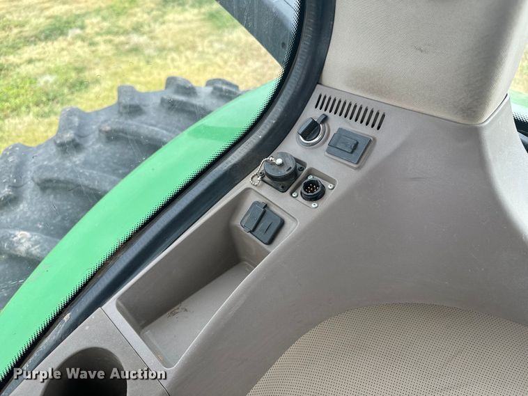 image for item DQ6953 2015 John Deere 8320R MFWD tractor