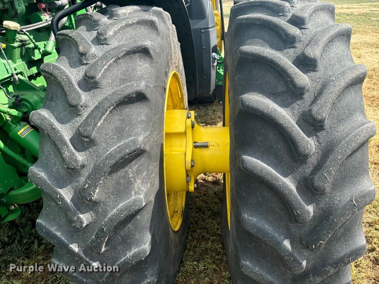 image for item DQ6953 2015 John Deere 8320R MFWD tractor