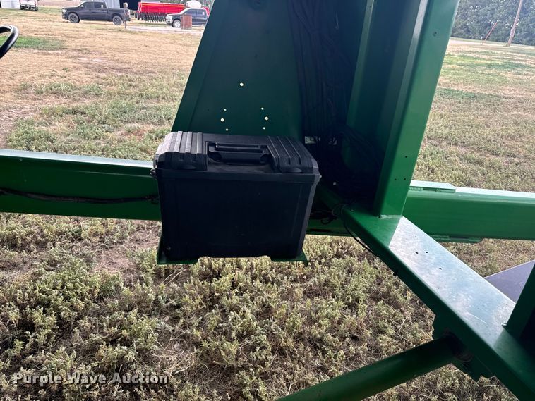 image for item DQ6954 Unverferth 1115 grain cart