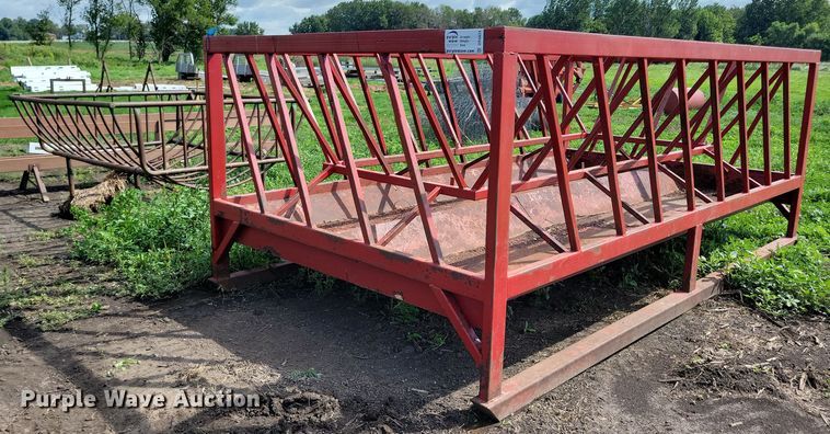 image for item DR4434 (3) hay bale feeders