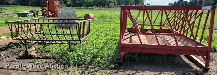 image for item DR4434 (3) hay bale feeders