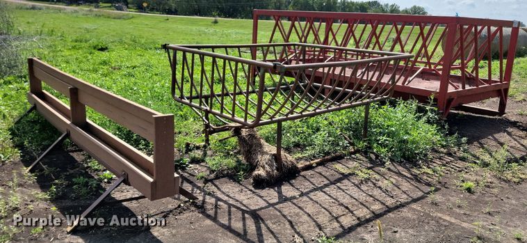 image for item DR4434 (3) hay bale feeders