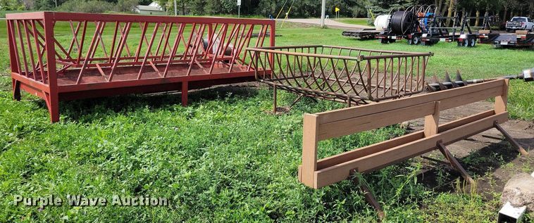 image for item DR4434 (3) hay bale feeders