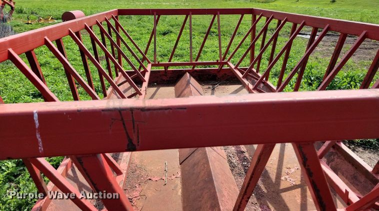 image for item DR4434 (3) hay bale feeders