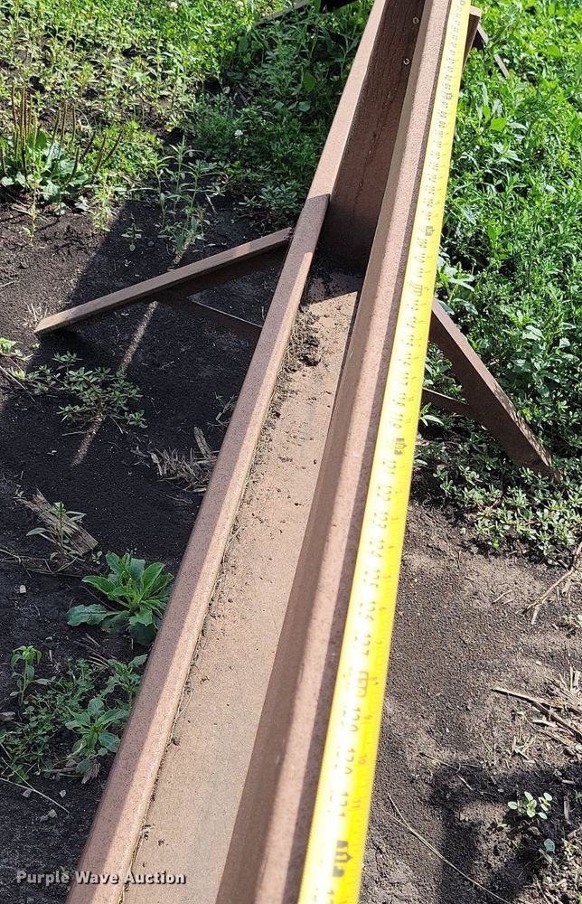 image for item DR4434 (3) hay bale feeders