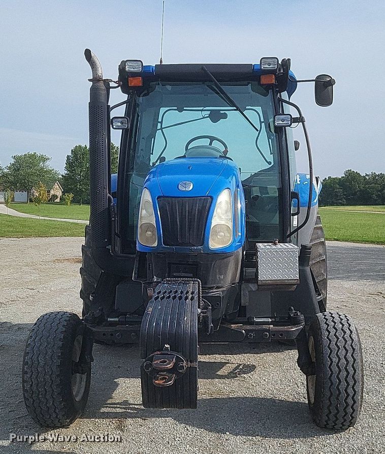 image for item DR4959 2009 New Holland  T6020 tractor
