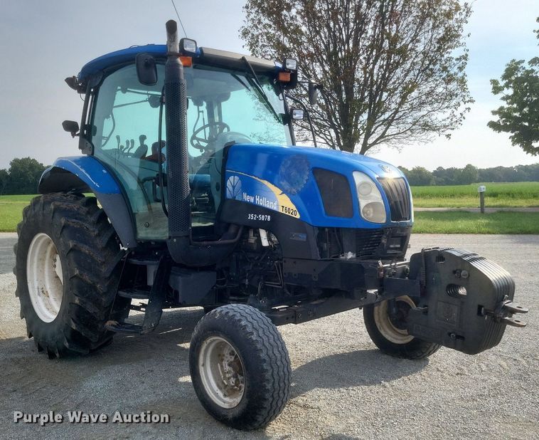 image for item DR4959 2009 New Holland  T6020 tractor