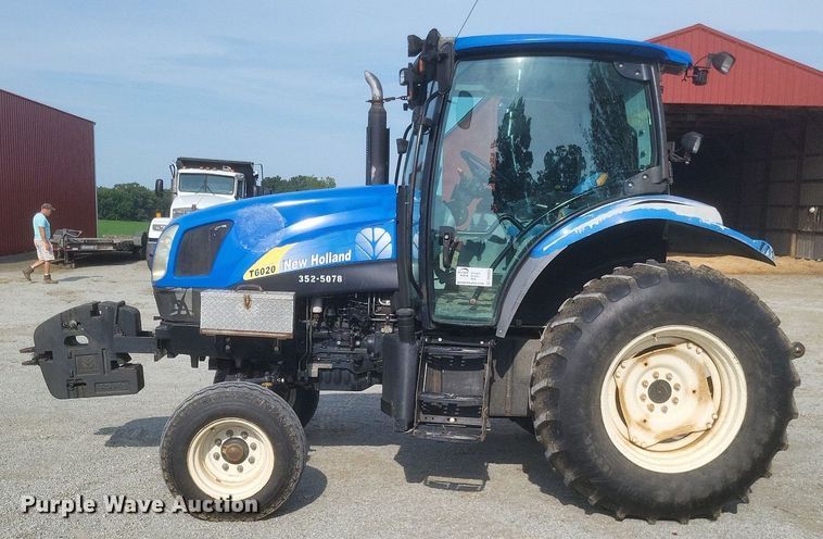 image for item DR4959 2009 New Holland  T6020 tractor