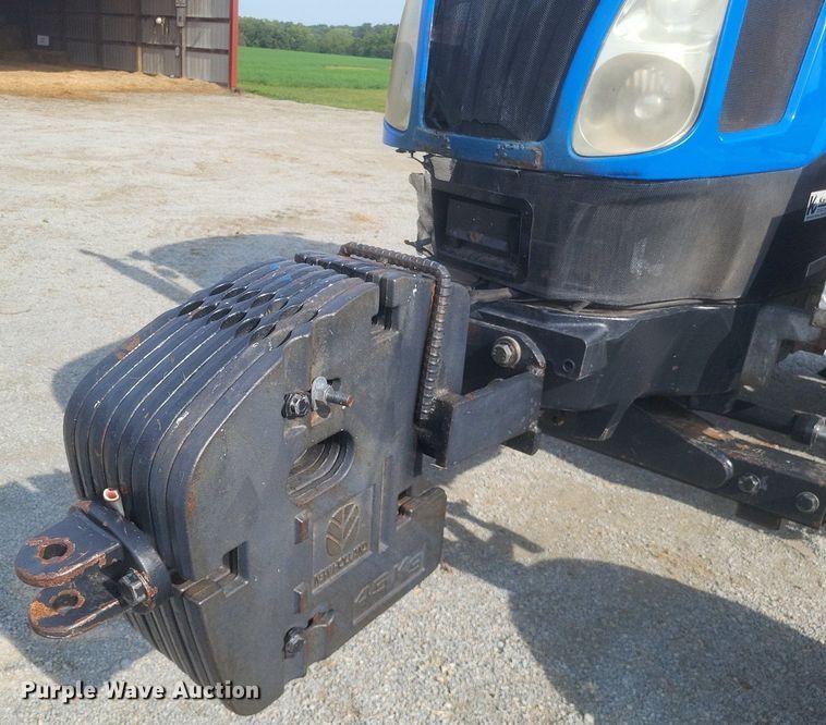 image for item DR4959 2009 New Holland  T6020 tractor